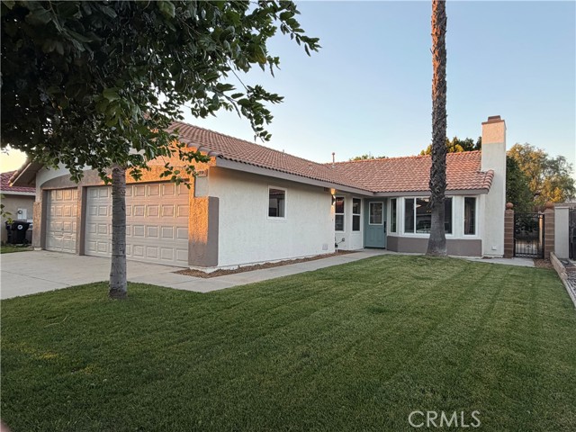 14958 Granada Avenue, Fontana CA: https://media.crmls.org/medias/2098ebf9-ae96-44a3-b3e8-ce2a8c5725d4.jpg