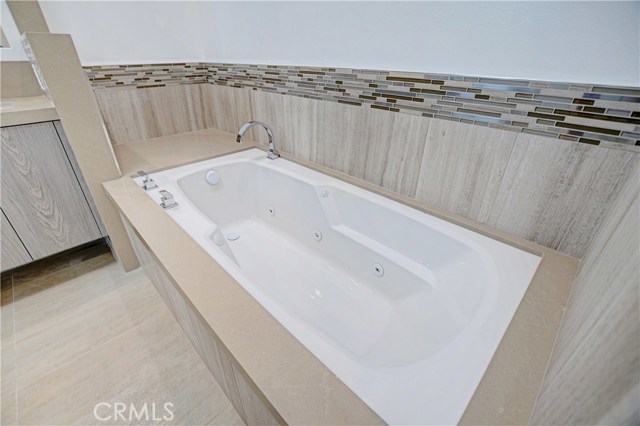 MASTER JACUZZI