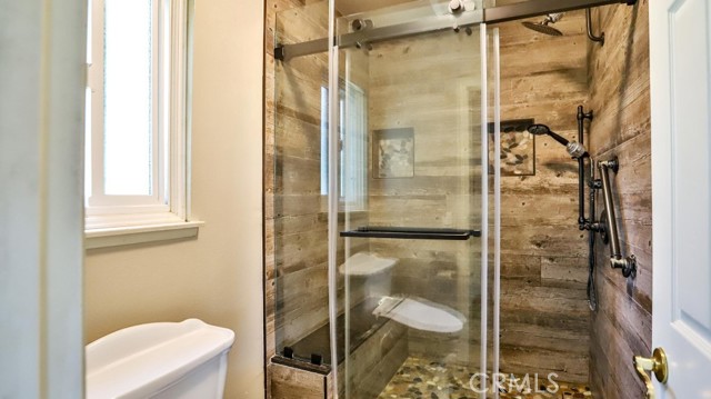 20931 Avenida Amapola, Lake Forest CA: https://media.crmls.org/medias/2099a84f-1fbf-4dd7-9dde-8312629a8116.jpg