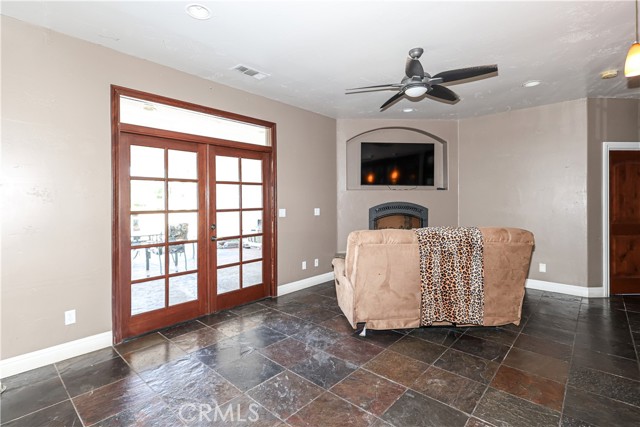 Detail Gallery Image 14 of 36 For 9318 Hillside Rd, Delhi,  CA 95315 - 4 Beds | 2/1 Baths