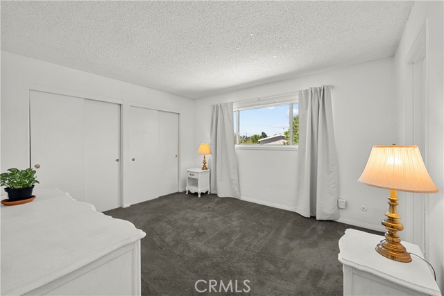 Detail Gallery Image 23 of 42 For 22337 Los Tigres Dr, Saugus,  CA 91350 - 3 Beds | 1/1 Baths