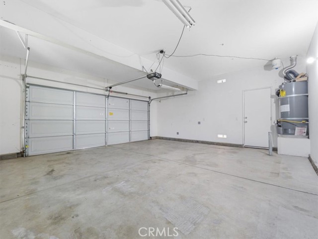 13028 Melon Avenue, Chino CA: https://media.crmls.org/medias/209b905f-b1af-476a-98eb-1cec06978bfa.jpg