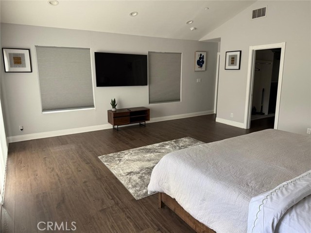 Detail Gallery Image 6 of 15 For 22237 Buena Ventura St #2,  Woodland Hills,  CA 91364 - 1 Beds | 1 Baths