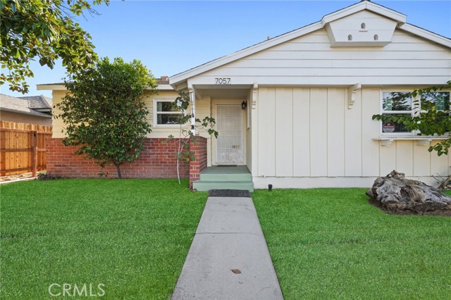 Detail Gallery Image 9 of 73 For 7057 Babcock Ave, North Hollywood,  CA 91605 - 3 Beds | 2 Baths
