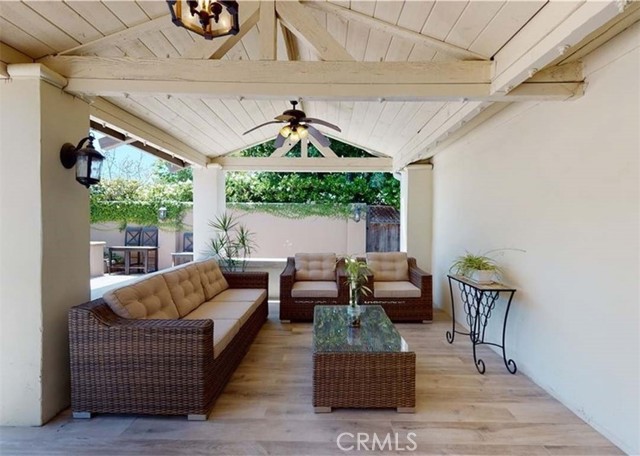 24272 Lysanda Drive, Mission Viejo CA: https://media.crmls.org/medias/209c9156-ad37-422a-aeba-9b8b5fa532f7.jpg
