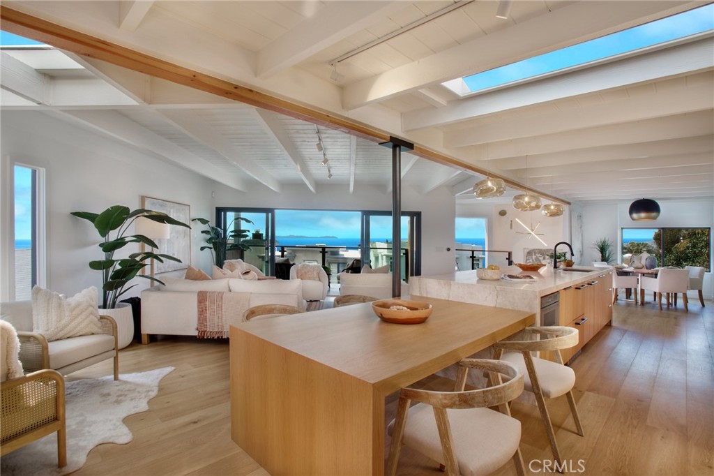 2604 Victoria Drive