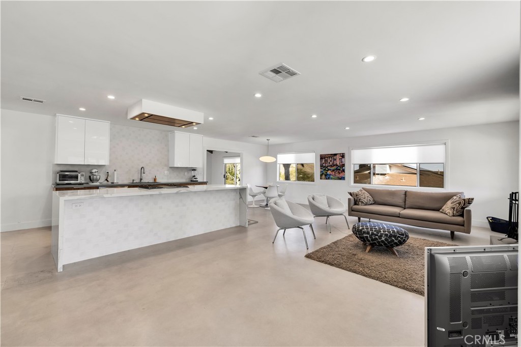 MLS #JT25256532 image #4