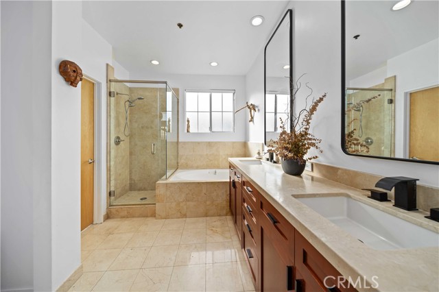 Detail Gallery Image 25 of 43 For 5350 Playa Vista Dr #19,  Playa Vista,  CA 90094 - 3 Beds | 2/1 Baths