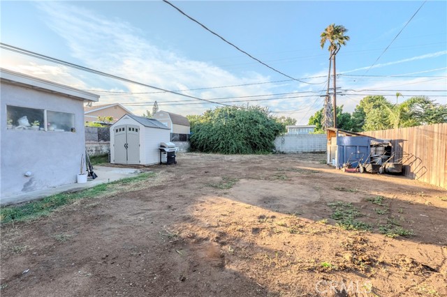 11661 Valverda Avenue, Riverside CA: https://media.crmls.org/medias/209f7b83-5269-490d-a90e-92bd40f6ebb1.jpg