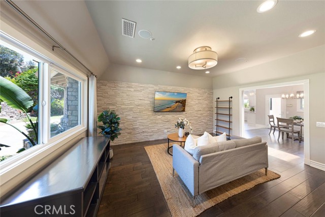 Detail Gallery Image 73 of 75 For 185 S Trish Ct, Anaheim Hills,  CA 92808 - 5 Beds | 4/1 Baths