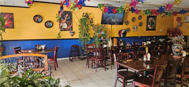 512 N Montebello Boulevard, Montebello CA: https://media.crmls.org/medias/20a0a22c-693f-4391-90df-25914baf203a.jpg