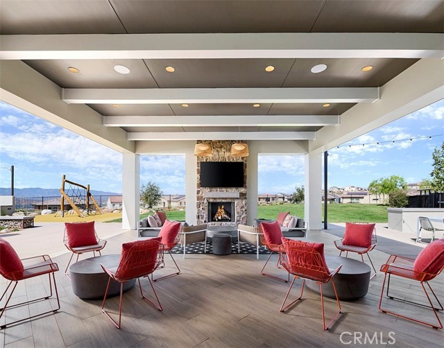 Detail Gallery Image 13 of 14 For 18216 Aerie Way, Canyon Country,  CA 91350 - 3 Beds | 2/1 Baths