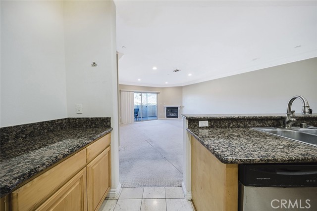 Detail Gallery Image 18 of 33 For 1515 Grismer Ave #302,  Burbank,  CA 91504 - 2 Beds | 2 Baths