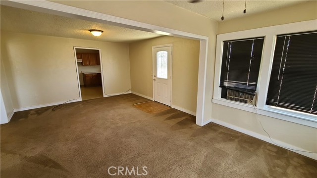 Detail Gallery Image 10 of 33 For 958 S Prospect St a,  Porterville,  CA 93257 - 2 Beds | 1 Baths