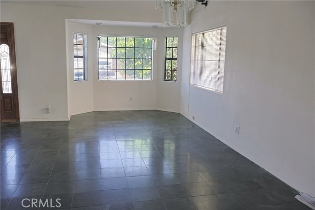 Detail Gallery Image 7 of 19 For 2214 W 239th St, Torrance,  CA 90501 - 3 Beds | 2 Baths