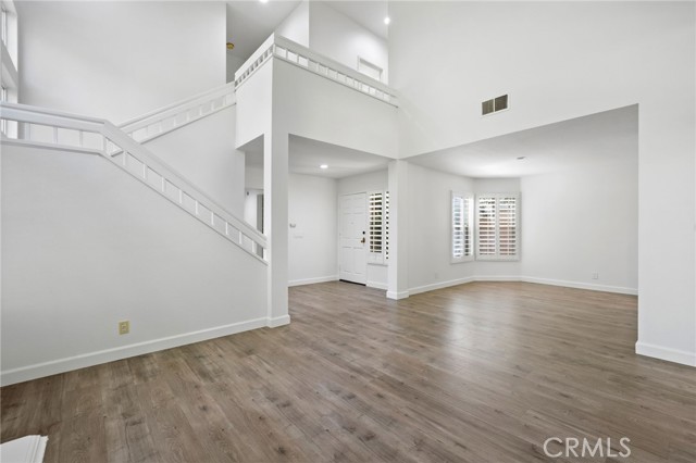 3 Toscany, Irvine CA: https://media.crmls.org/medias/20a1968c-0f9f-4151-8407-812d3e9d118c.jpg