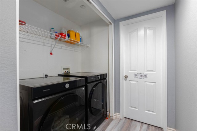 Detail Gallery Image 9 of 28 For 19596 Brisbane, Riverside,  CA 92508 - 3 Beds | 2/1 Baths