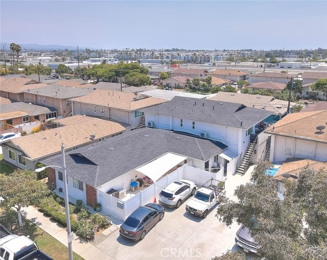 735 James Street, Costa Mesa CA: https://media.crmls.org/medias/20a1f82f-350a-422d-8ef9-61ccc31b1595.jpg