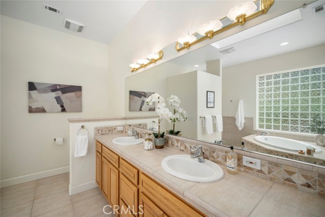 615 Sweet Donna Place, Nipomo CA: https://media.crmls.org/medias/20a28e6d-9b99-4322-be93-32972268d181.jpg