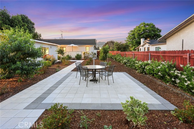 10210 Green Street, Temple City CA: https://media.crmls.org/medias/20a3149e-be74-475f-8900-071d009631fb.jpg