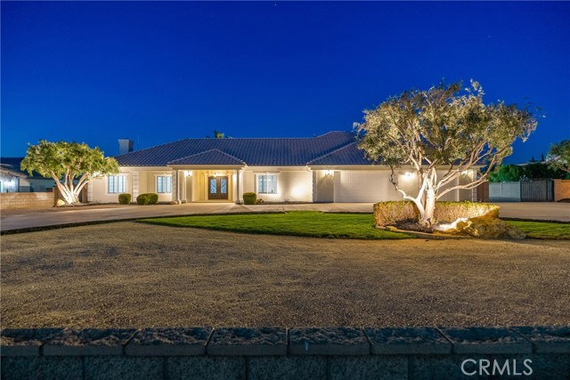 Detail Gallery Image 4 of 75 For 42132 23rd St, Lancaster,  CA 93536 - 7 Beds | 6 Baths