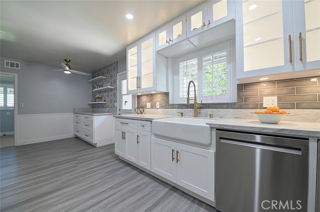 11471 Gill Drive, Garden Grove CA: https://media.crmls.org/medias/20a379b4-9e7b-4115-81e0-aea8e16d306f.jpg