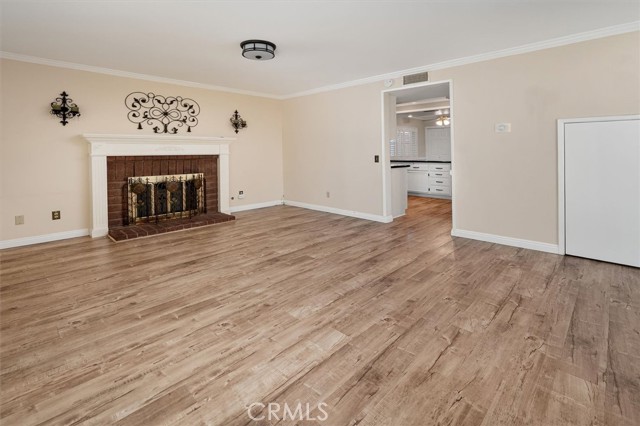 Detail Gallery Image 14 of 46 For 19447 Old Friend, Canyon Country,  CA 91351 - 4 Beds | 3 Baths