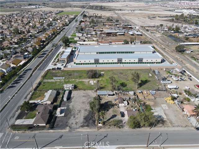 14533 Chandler Street, Eastvale, California 92880, ,Commercial Lease,For Rent,14533 Chandler Street,CRIG25045427