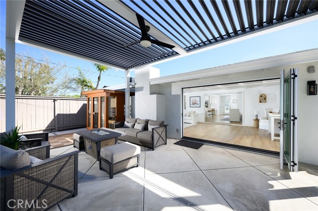 270 Cecil Place, Costa Mesa CA: https://media.crmls.org/medias/20a7b55d-74fc-4abd-a4c6-bac457737eaa.jpg