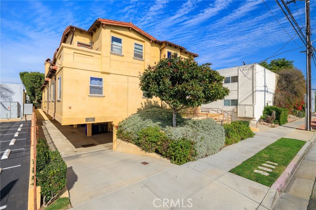 1551 Artesia Boulevard, Manhattan Beach, California 90266, 3 Bedrooms Bedrooms, ,2 BathroomsBathrooms,Residential,Sold,Artesia,SB23231232