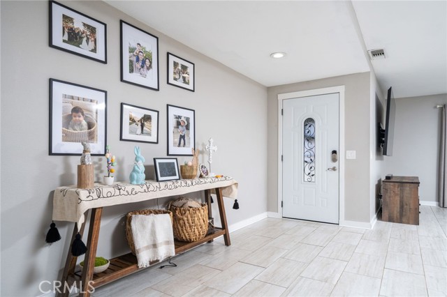 Image 5 of 45 For 40448 Marsha Court