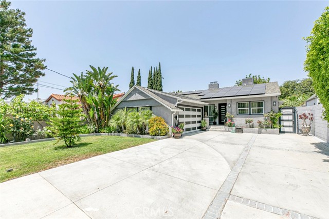 15409 Wyandotte Street, Van Nuys CA: https://media.crmls.org/medias/20a92c54-aea6-43a2-84da-44981a747cd2.jpg