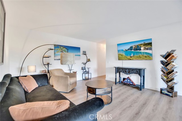 Detail Gallery Image 9 of 43 For 8866 Tulare Dr 301c,  Huntington Beach,  CA 92646 - 3 Beds | 2 Baths
