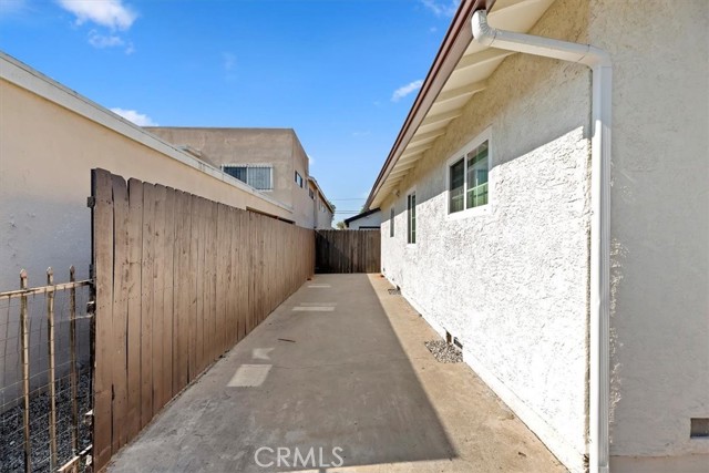 Detail Gallery Image 37 of 37 For 10779 Barlow, Lynwood,  CA 90262 - 2 Beds | 1 Baths