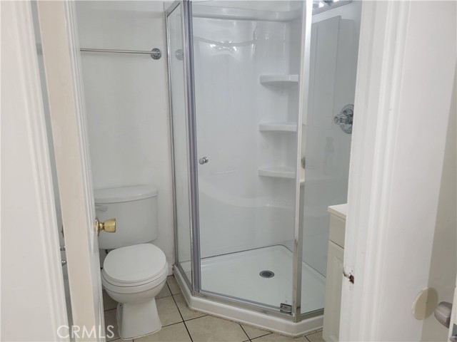 240 Linden Avenue, Long Beach CA: https://media.crmls.org/medias/20ab2fc4-6951-4780-84d1-8444a45b7767.jpg