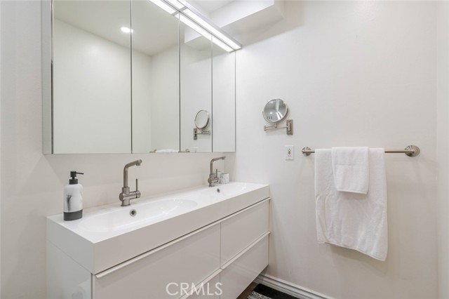 Detail Gallery Image 10 of 37 For 11813 Ellice St, Malibu,  CA 90265 - 1 Beds | 1 Baths