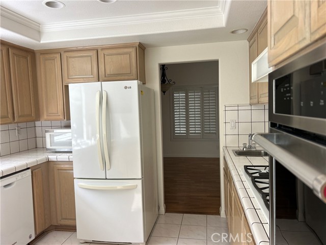 Detail Gallery Image 9 of 27 For 3662 Pirate Cir, Huntington Beach,  CA 92649 - 3 Beds | 3 Baths