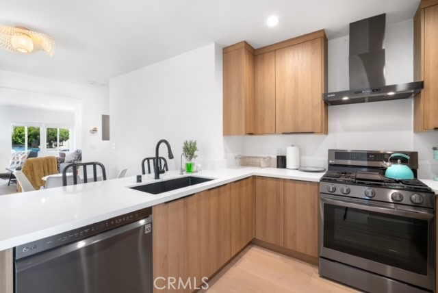 MLS #WS25253863 image #18