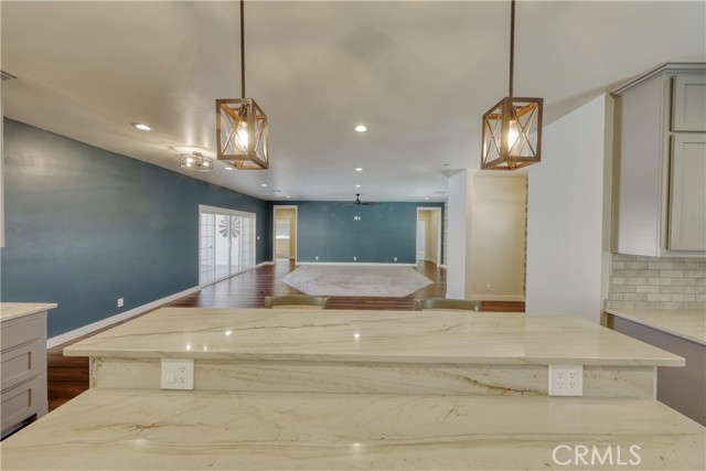 Detail Gallery Image 20 of 66 For 25904 Bear Valley, Tehachapi,  CA 93561 - 3 Beds | 2/1 Baths