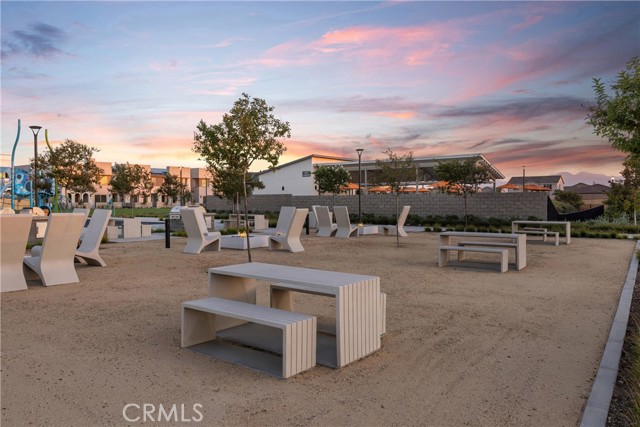 Detail Gallery Image 7 of 13 For 3443 East Moonstone Dr, Ontario,  CA 91761 - 3 Beds | 2/1 Baths