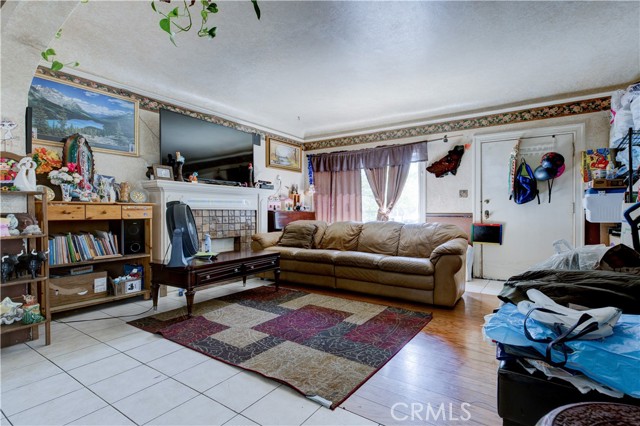 Detail Gallery Image 25 of 30 For 2213 S Bronson Ave, Los Angeles,  CA 90018 - – Beds | – Baths