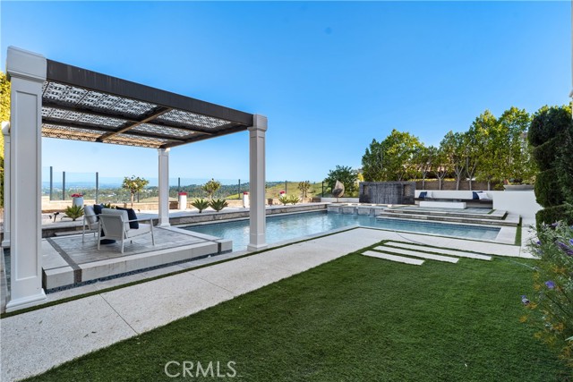 104 Scenic Crest, Irvine CA: https://media.crmls.org/medias/20af05d4-03dd-4503-a32d-8779ff6256cc.jpg