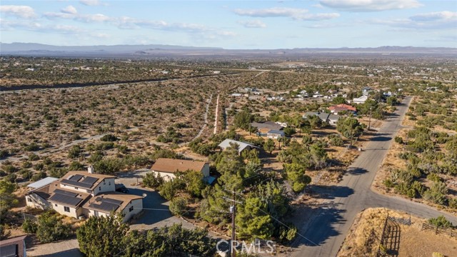 Detail Gallery Image 52 of 54 For 8676 Sky Line Dr, Pinon Hills,  CA 92372 - 3 Beds | 2/1 Baths