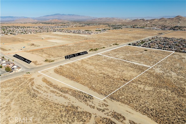 0 25th W Street, Rosamond CA: https://media.crmls.org/medias/20af7edd-4b6c-4456-b566-8c0c0611f07e.jpg