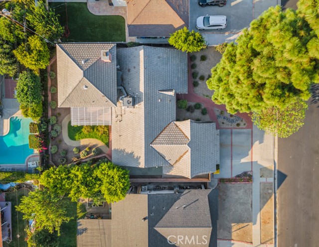 Detail Gallery Image 34 of 38 For 9623 Penfield Ave, Chatsworth,  CA 91311 - 4 Beds | 3 Baths