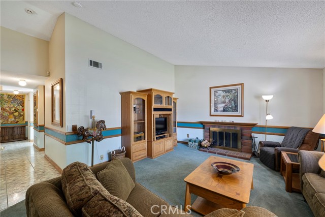 14548 Sylvester Drive, Moreno Valley CA: https://media.crmls.org/medias/20b00480-185b-4332-a141-b6a005edc04e.jpg