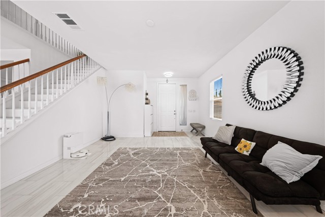 44839 Mumm Street, Temecula CA: https://media.crmls.org/medias/20b0d17f-1a87-453f-acc3-7f4a610fe2c9.jpg