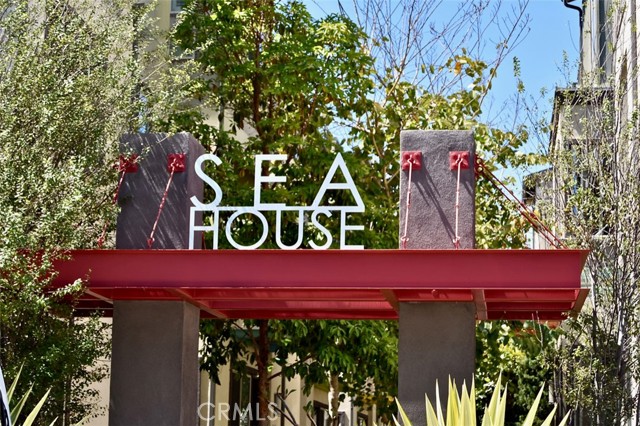 1817 Ocean Court, Costa Mesa CA: https://media.crmls.org/medias/20b10da6-fa8d-470a-a2e8-db32fd32ea13.jpg