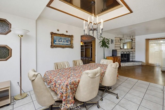 Detail Gallery Image 12 of 35 For 1934 S Robert Ln, Anaheim,  CA 92802 - 5 Beds | 4 Baths