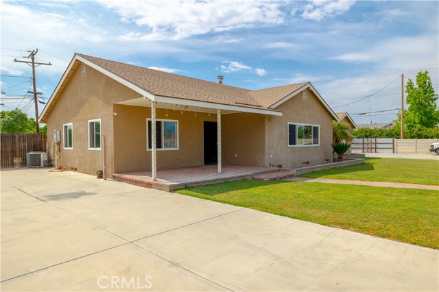 Detail Gallery Image 4 of 34 For 27015 Dartmouth St, Hemet,  CA 92544 - 4 Beds | 2/1 Baths